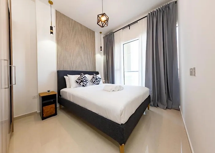 Beautiful 1Br W/Golf Views - Damac Hills