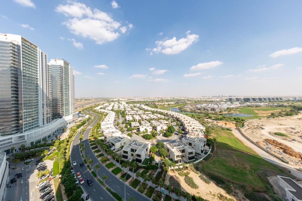 Beautiful 1br W/golf Views - Damac Hills *