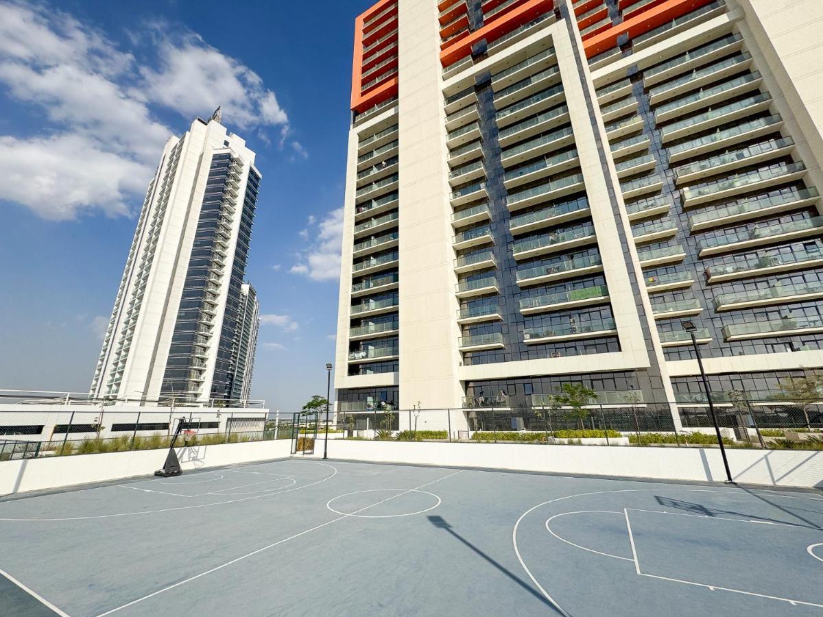 Apartment Beautiful 1br W/golf Views - Damac Hills Dubai